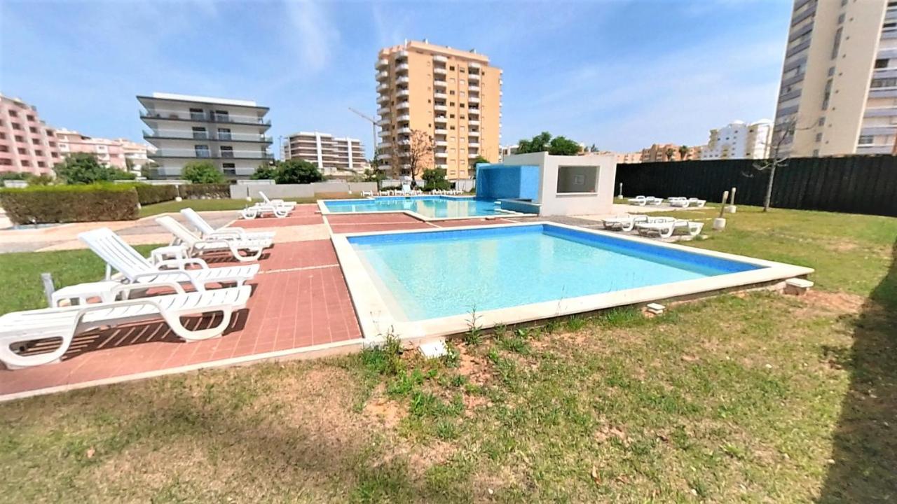 Apartamentos Turisticos Rocha Tower 4 ปอร์ติเมา ภายนอก รูปภาพ