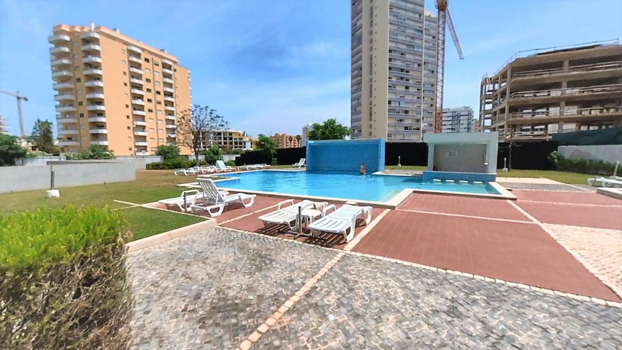 Apartamentos Turisticos Rocha Tower 4 ปอร์ติเมา ภายนอก รูปภาพ